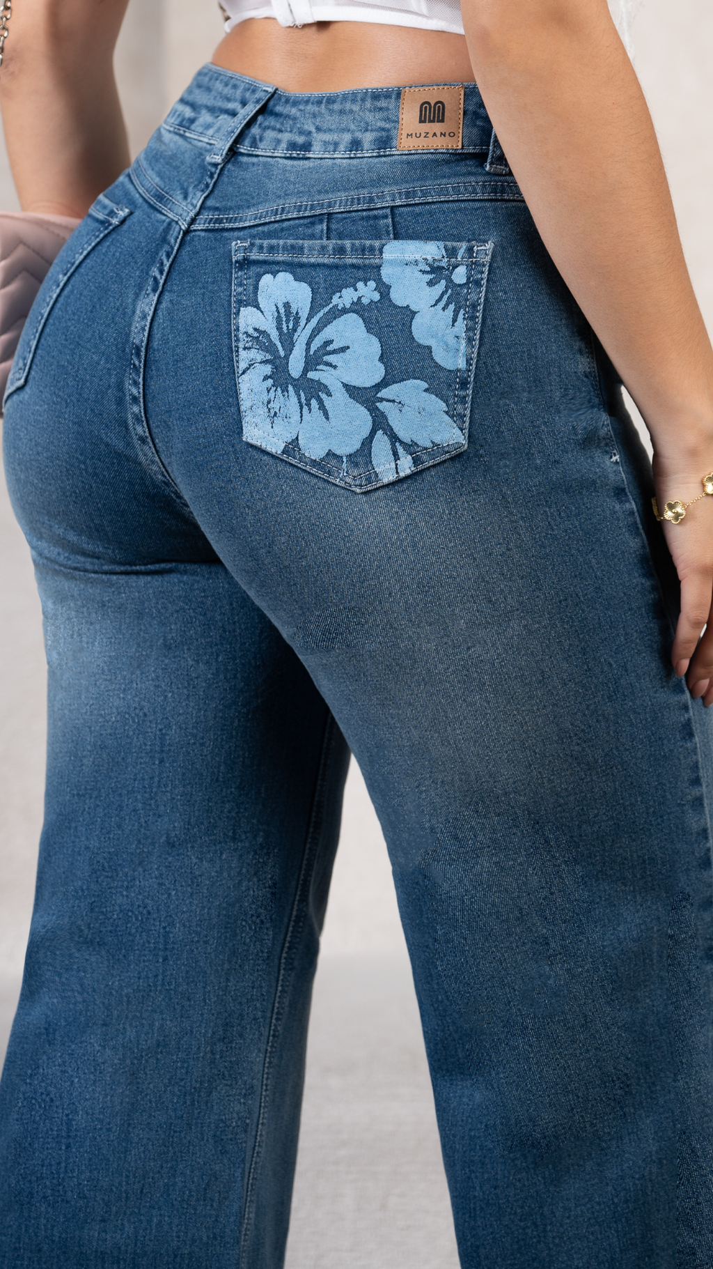 Jean Palazzo Amanda